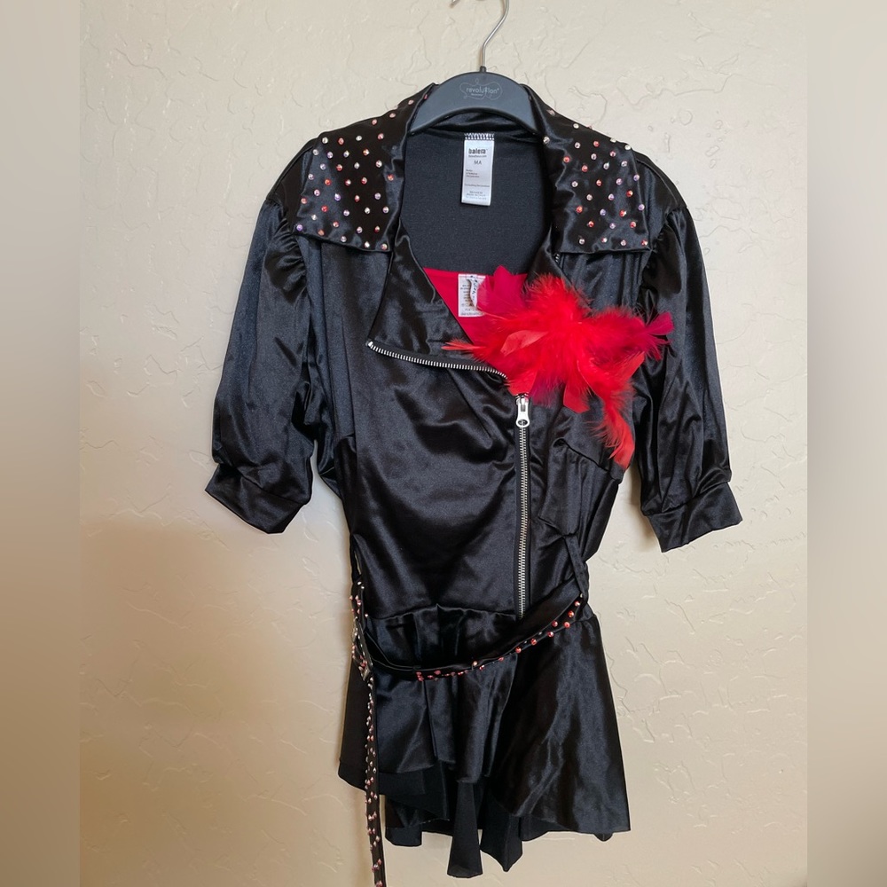 black/red three piece solo costume